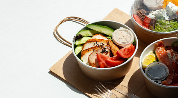 Brindarle las últimas noticias empresariales e industriales.